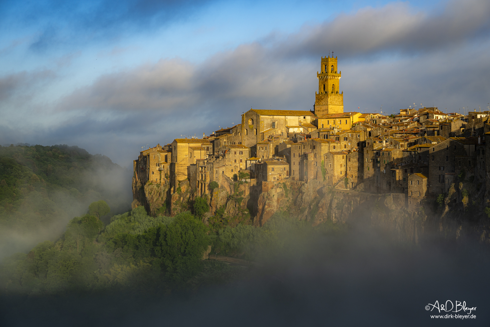 Pitigliano